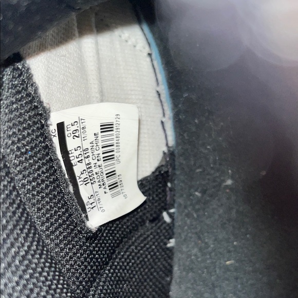 Jordan retro 1 bred toe main image 8